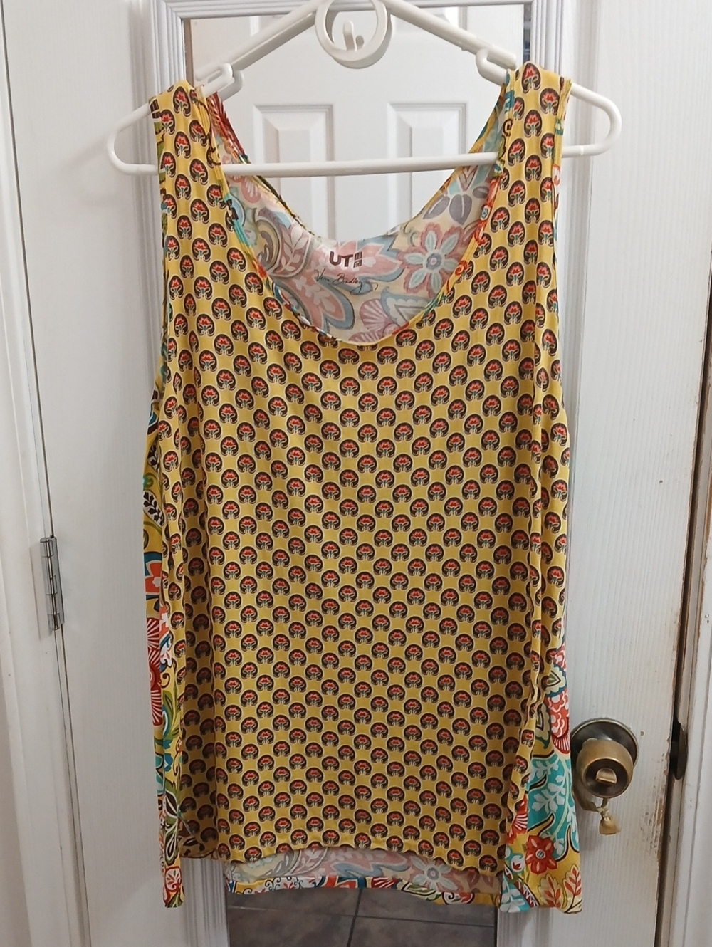 Vera Bradley Uniqlo Top Size Xl